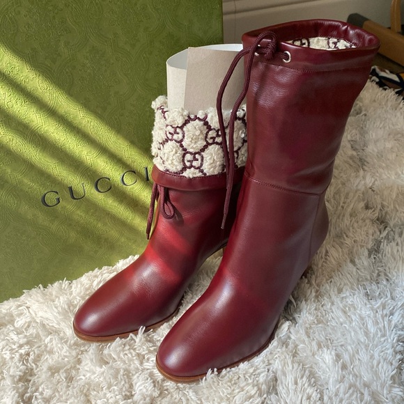 Gucci leather Sherpa boots - Picture 1 of 7